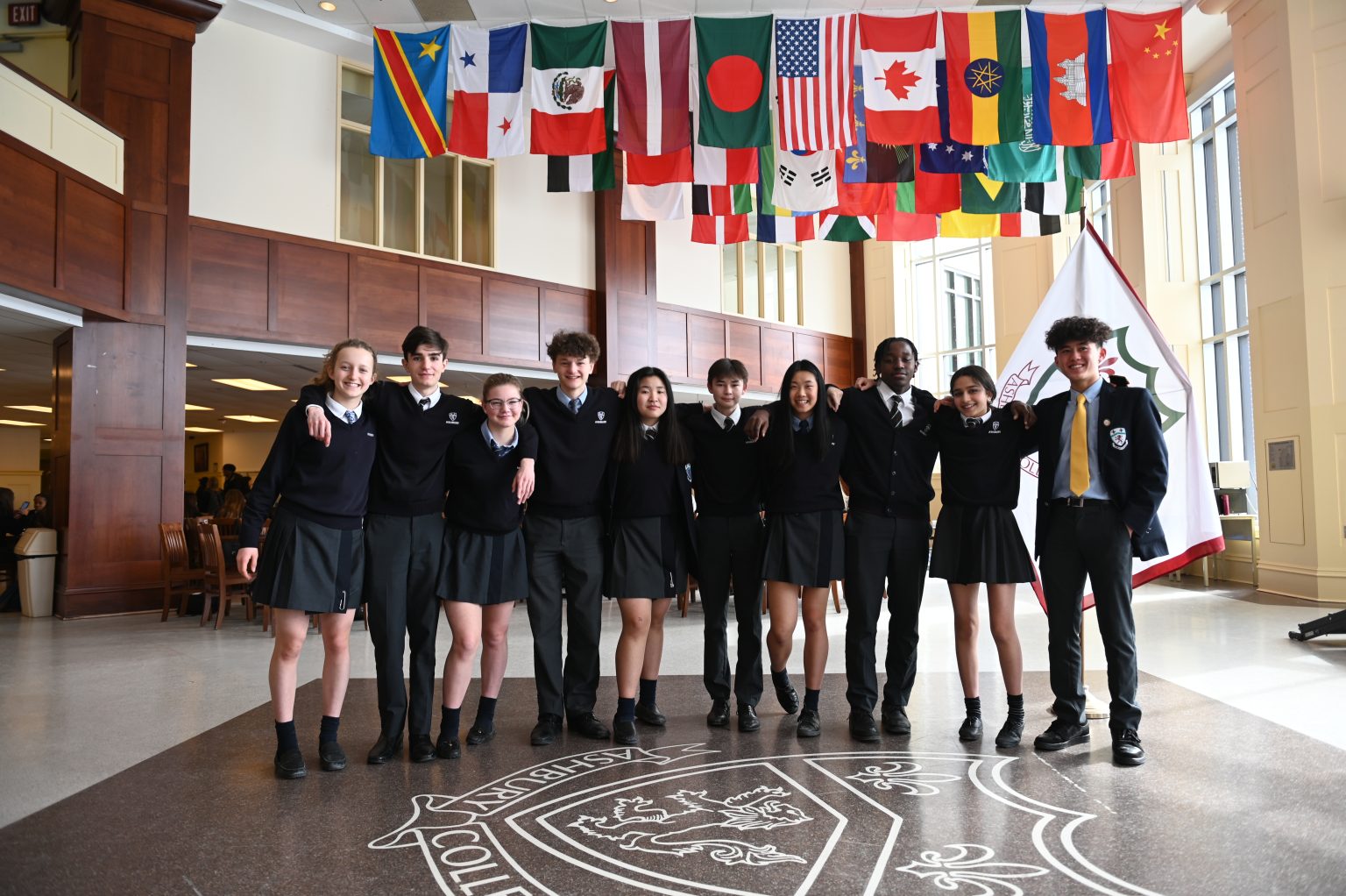 Ashbury College — 보딩스쿨 콘텐츠