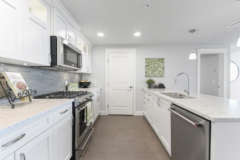 21318741_7_i.jpg